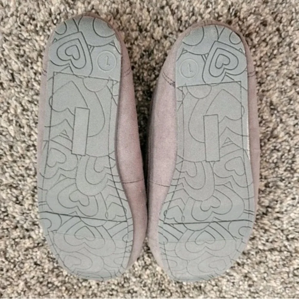 Youth Girls Faux Suede Moccasin Slippers Gray Size 7 Faux Fur Lined Cozy Comfort
